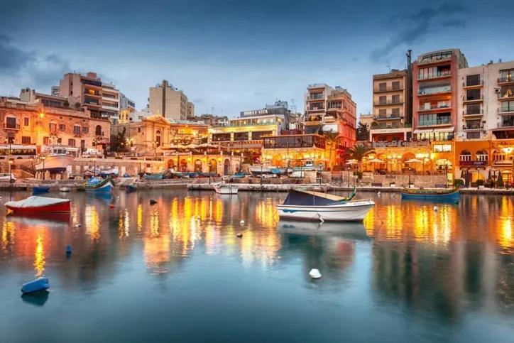 Stylish Apartment In St Julians 1 Min Away From The Sea San Ġiljan Extérieur photo